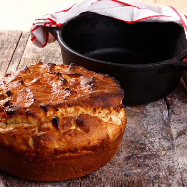 Gryde med lg,, Combo Cook, 5,7 Ltr. 26 cm, seasoned